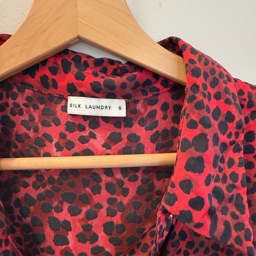 Silk Laundry Red and Black Leopard Print Blouse - S